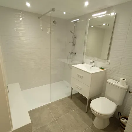 Indépendante Avec Kitchenette Et Sdb Bed and breakfast 3*